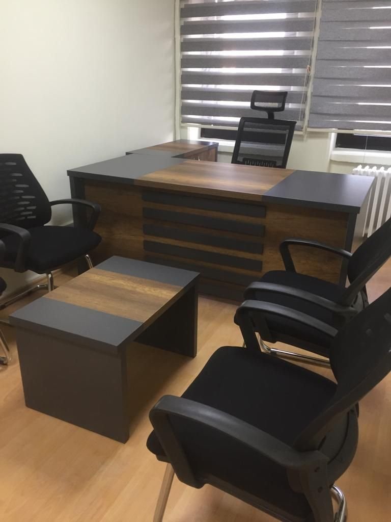 Professional office interior furniture by King Design 237